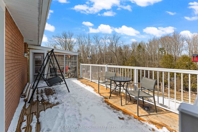 470 Forest Lea Rd, House other with 4 bedrooms, 2 bathrooms and 4 parking in Pembroke ON | Image 47