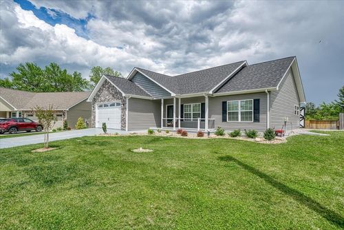 80 Sky View Meadow Dr, Crossville, TN, 38555-2023 | Card Image