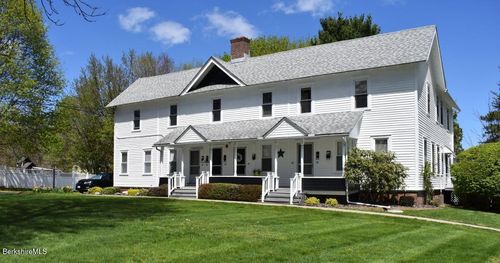 44-3844 Allengate Ave, Pittsfield, MA, 01201-2802 | Card Image