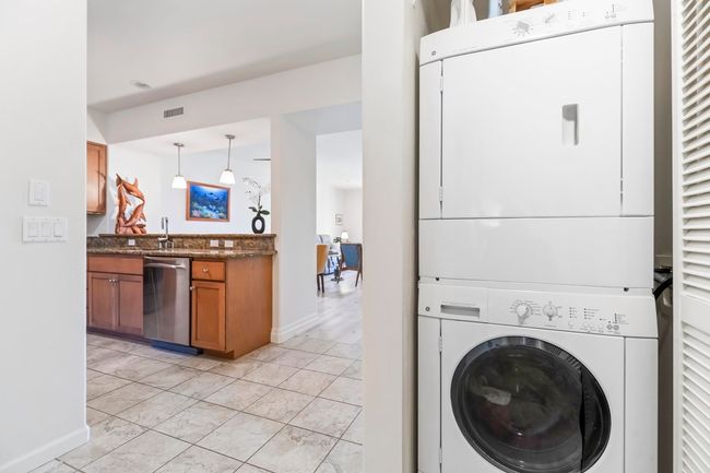 E104 - 18 Upena Ln, Condo with 2 bedrooms, 2 bathrooms and null parking in Kihei HI | Image 29