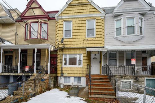 103 Crescent Ave, Jersey City, NJ, 07304-2928 | Card Image