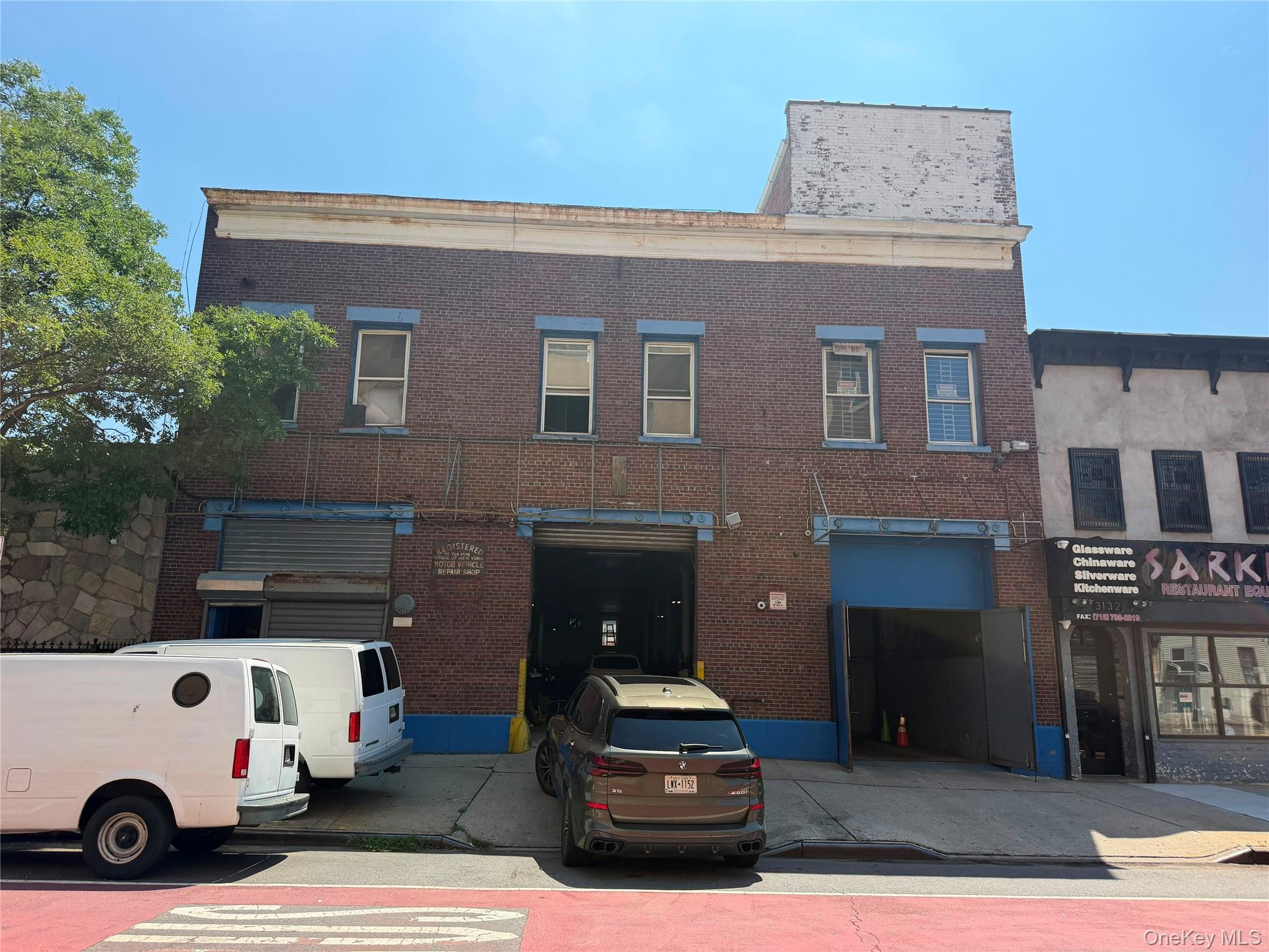 Commercial Sale in New York 2