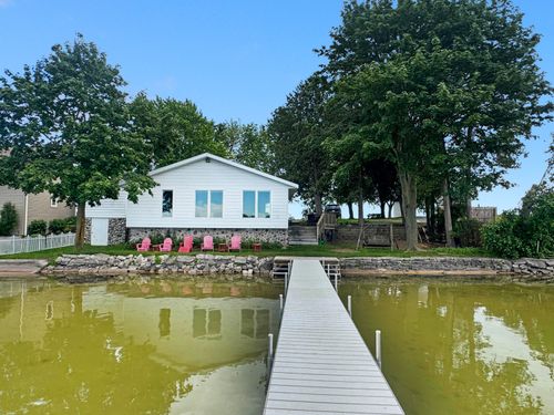 10626 Sunny Vista Ln, Kiel, WI, 53042-4649 | Card Image