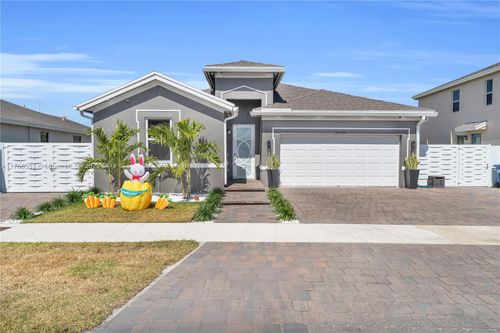 27530 Sw 135th Avenue Rd, Homestead, FL, 33032-8293 | Card Image