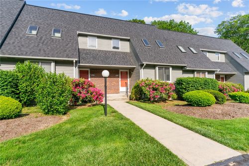 unit-5c-125 Smith Ave, Greenville, RI, 02828-1637 | Card Image