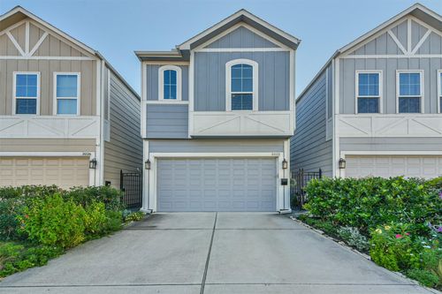 3222 Gillespie St, Houston, TX, 77020-6024 | Card Image
