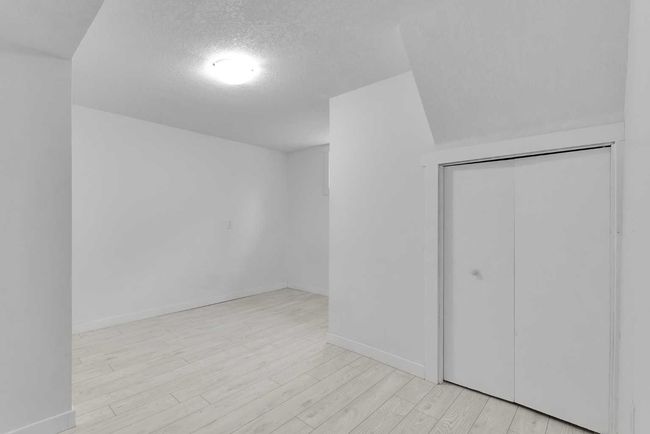 3248 Dovercliffe Rd Se, House other with 5 bedrooms, 2 bathrooms and 2 parking in Calgary AB | Image 29