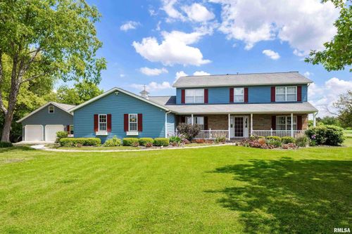12435 70th Ave, Blue Grass, IA, 52726-9691 | Card Image