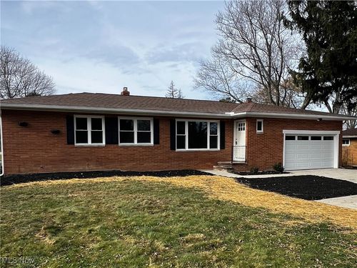 10356 Broadview Rd, Broadview Heights, OH, 44147-3223 | Card Image