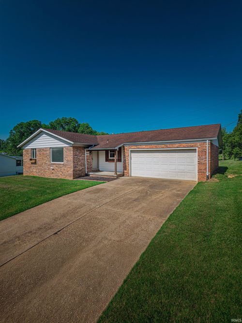 5633 Anderson Rd, Newburgh, IN, 47630-8583 | Card Image