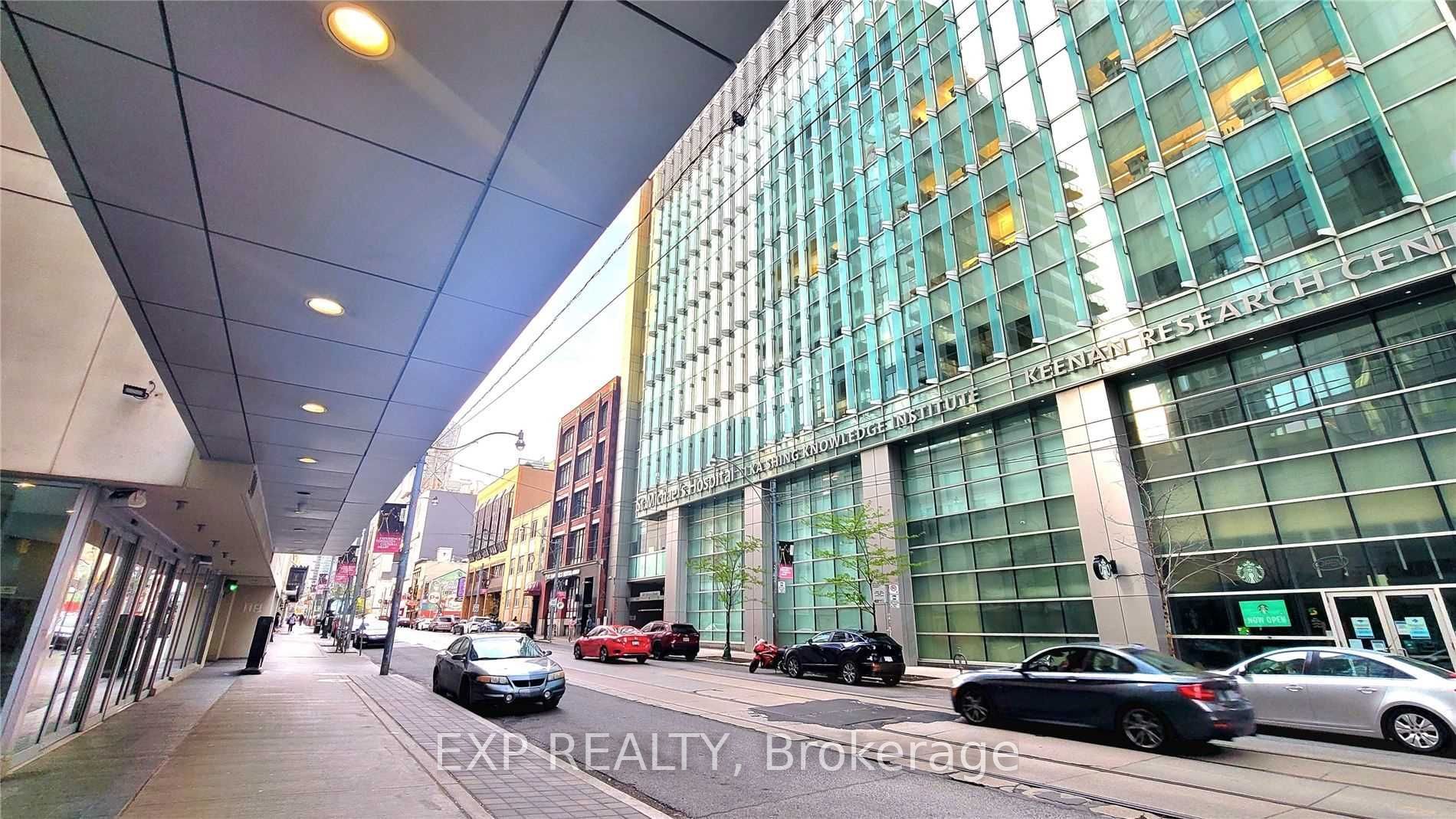 Residential in Toronto C08 3