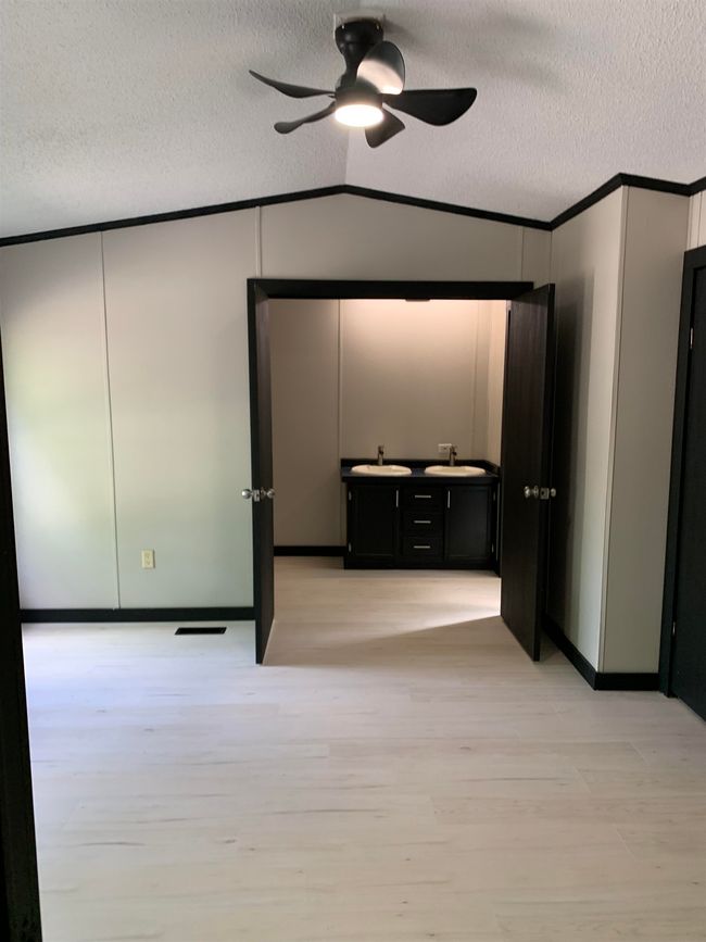 376 Virginia Cir, House other with 3 bedrooms, 2 bathrooms and null parking in Waterloo SC | Image 14