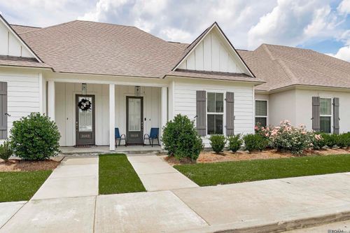 9558 Creekview Dr, Baton Rouge, LA, 70836-6456 | Card Image