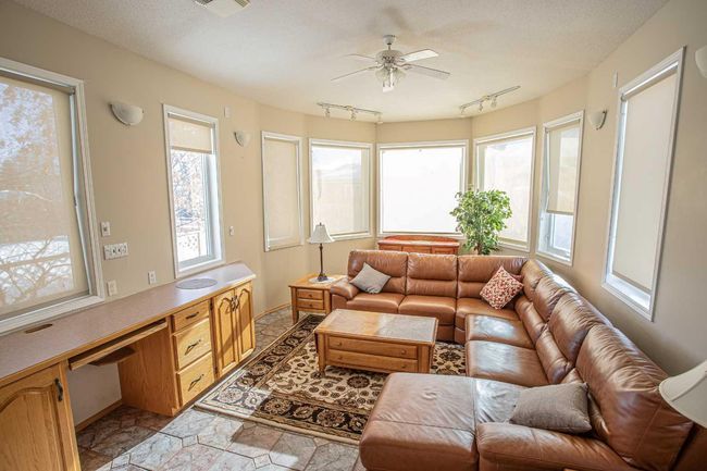 10701 104 Street, House other with 4 bedrooms, 3 bathrooms and 4 parking in High Level AB | Image 9