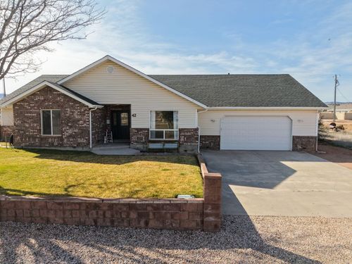 42 E 300 S, Enterprise, UT, 84725 | Card Image