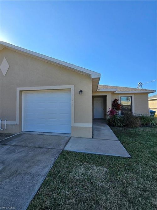3820 Sw 16th Pl, Cape Coral, FL, 33914-2614 | Card Image