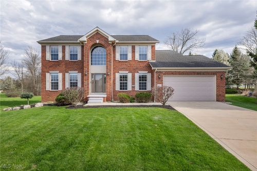 10375 Kerwick Ct, Aurora, OH, 44202-8157 | Card Image