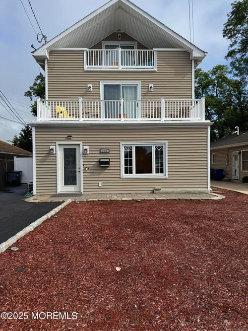 fl-1st-738 18th Ave, Belmar, NJ, 07719-3069 | Card Image