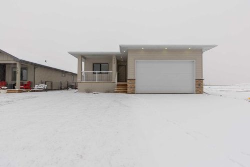 {{alt}} | Card Image