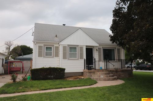 1546 E 1st St, Fremont, NE, 68025-5834 | Card Image