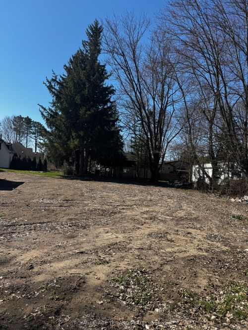 4447 S Mill Crescent, North Middlesex, ON, N0M1A0 | Card Image