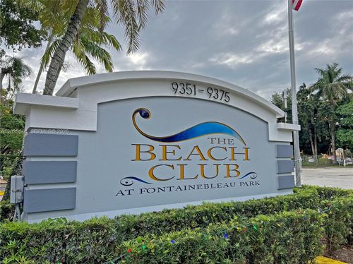 b403-9351 Fontainebleau Blvd, Miami, FL, 33172-4283 | Card Image