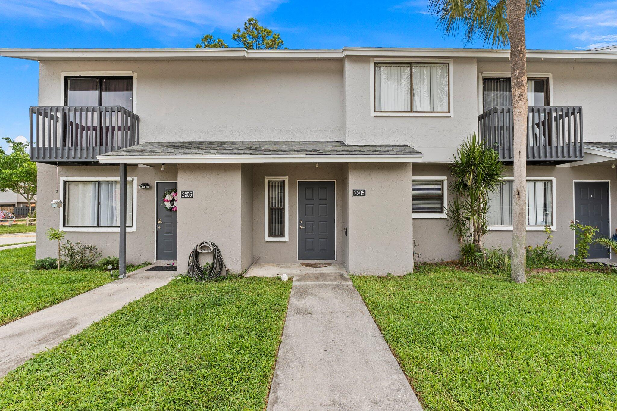 Seaside Dr, Greenacres, FL 33463