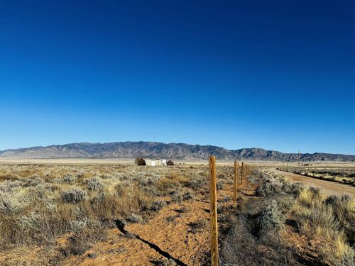 49 Mora Dr, Belen, NM, 87002-9586 | Card Image