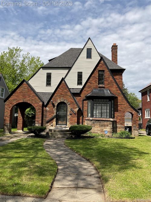 15763 Ashton Rd, Detroit, MI, 48223-1303 | Card Image