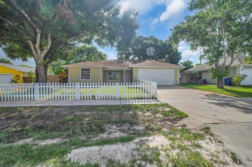1615 20th Ave Sw, Vero Beach, FL, 32962-6166 | Card Image