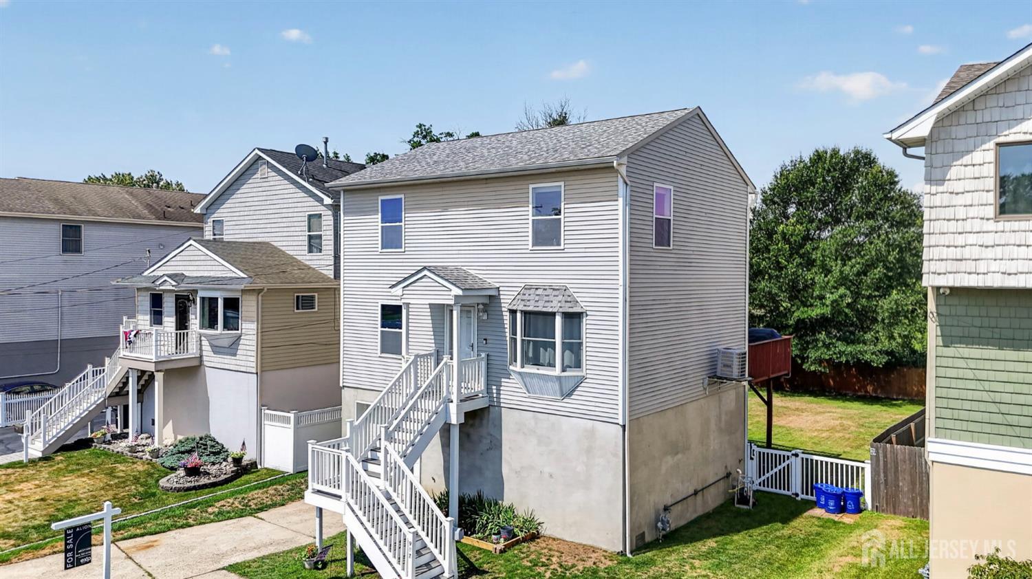 Residential in Union Beach