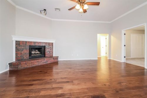 3701 Harmony Dr, Moore, OK, 73160-7734 | Card Image