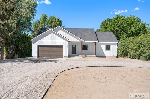 1243 E 1500 N, Terreton, ID, 83450-5137 | Card Image