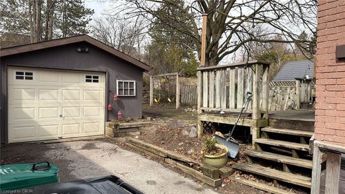 134 Bridgeport Rd E, Waterloo, ON, N2J2K4 | Card Image