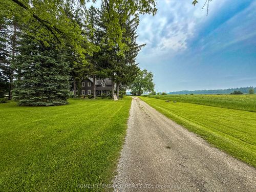10187 County Rd 10, Clearview, ON, L0M1N0 | Card Image