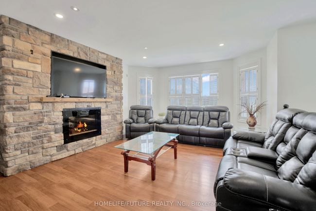 4738 Shadetree Crt, House other with 5 bedrooms, 3 bathrooms and 4 parking in Windsor ON | Image 7