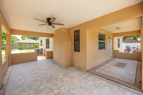2153 Nw 92nd St, Miami, FL, 33147-3139 | Card Image