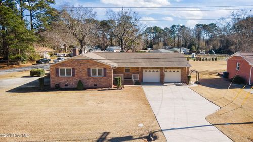 226 Hollywood Blvd, Havelock, NC, 28532-2357 | Card Image