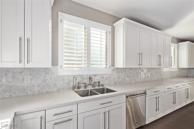 8797 Pinley Spring St, House other with 5 bedrooms, 4 bathrooms and null parking in Las Vegas NV | Image 15