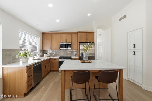 8922 W Lockland Ct, Peoria, AZ, 85382-3741 | Card Image