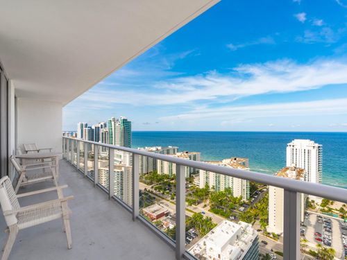 r2905-4010 S Ocean Dr, Hollywood, FL, 33019-3063 | Card Image
