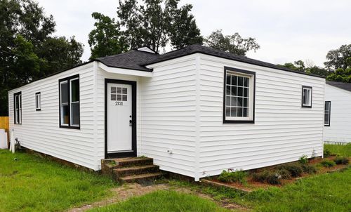 2121 Cosgrove Ave, North Charleston, SC, 29405-7754 | Card Image