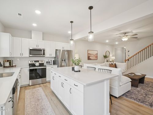 152 Lennei Ln, Garner, NC, 27529-3266 | Card Image