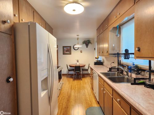49 Winnebago Way, Mason City, IA, 50401-1635 | Card Image
