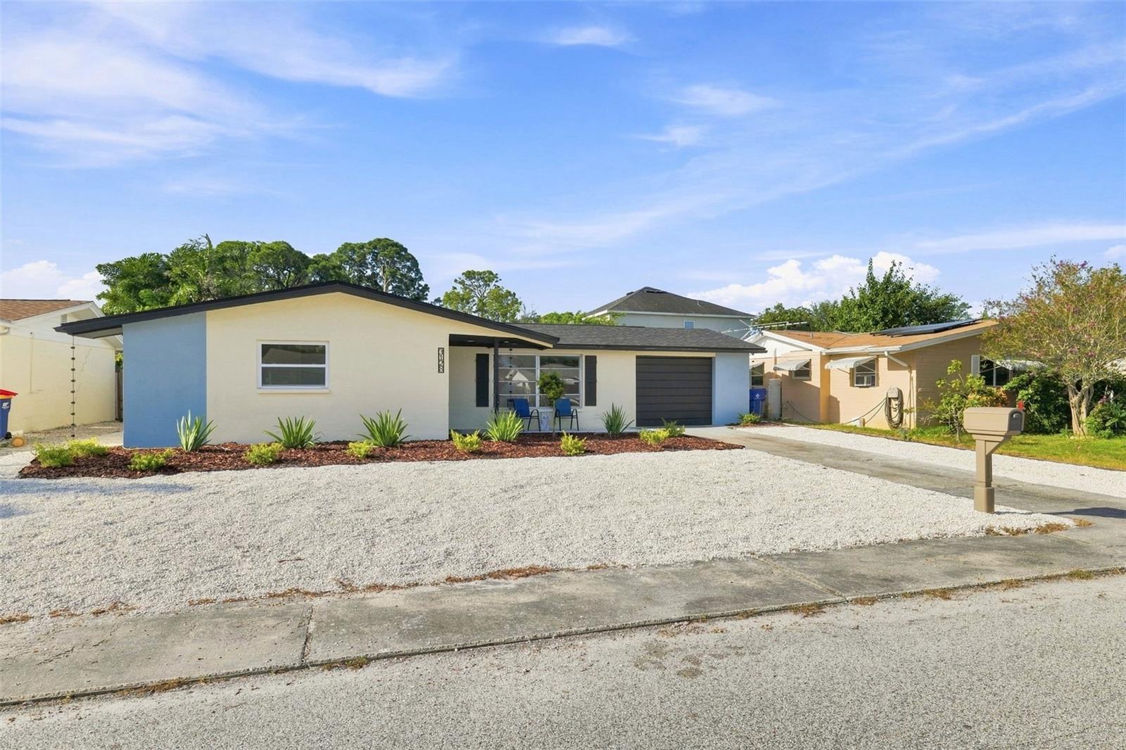 Residential in HOLIDAY 4