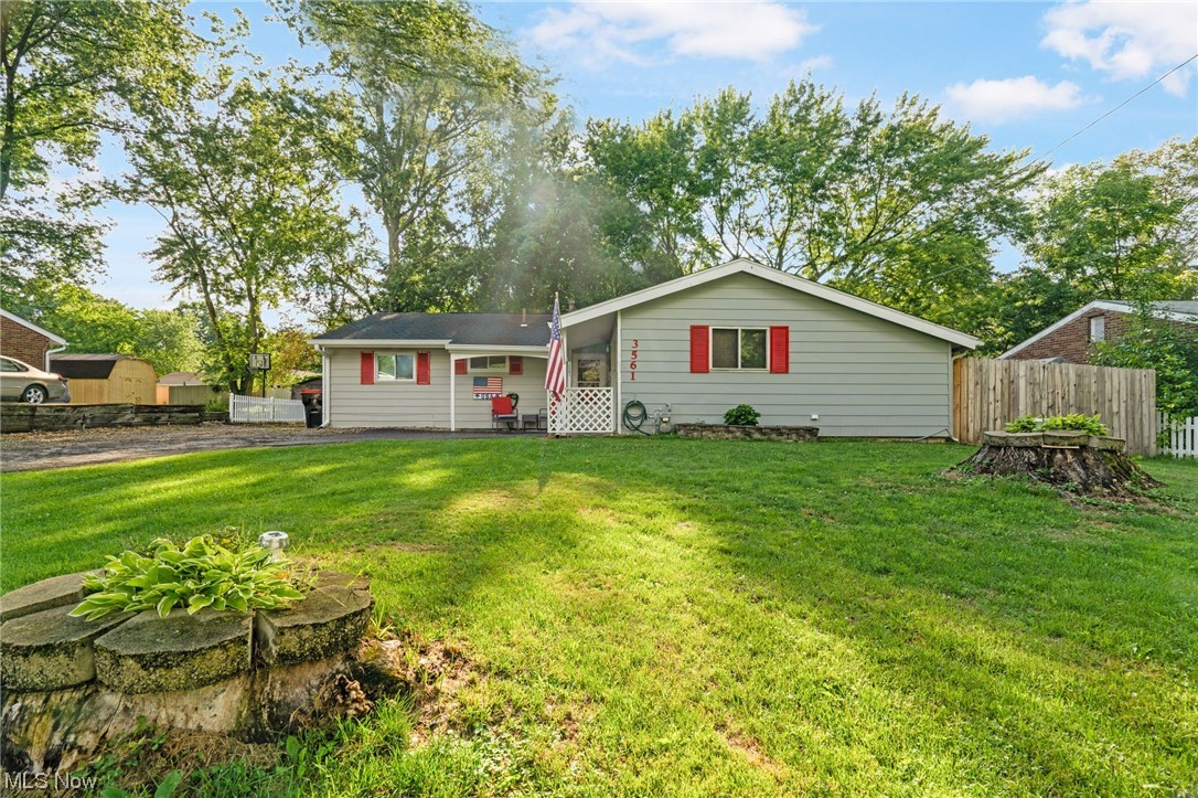 3561 Ivanhoe Drive, Sold in Brimfield Zoocasa