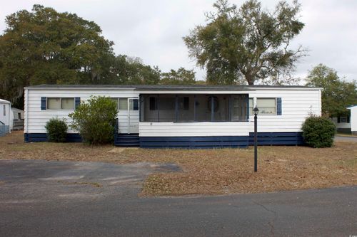 49 Burr Cir, Murrells Inlet, SC, 29576-5087 | Card Image