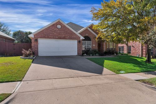 5212 Birch Grove Ln, Fort Worth, TX, 76137-5736 | Card Image