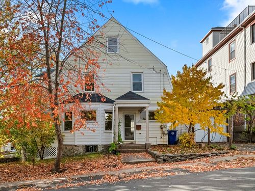 2 Laurel St, Chelsea, MA, 02150-1006 | Card Image