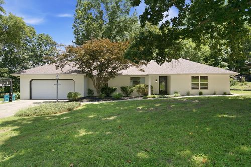 1524 S Charing Rd, Springfield, MO, 65809-2108 | Card Image